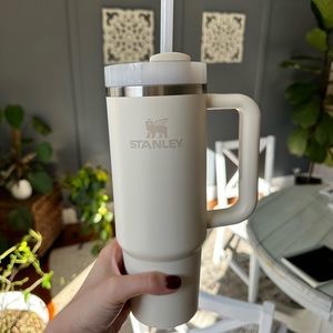 Stanley 30oz Quencher H2.0 Flowstate Tumbler